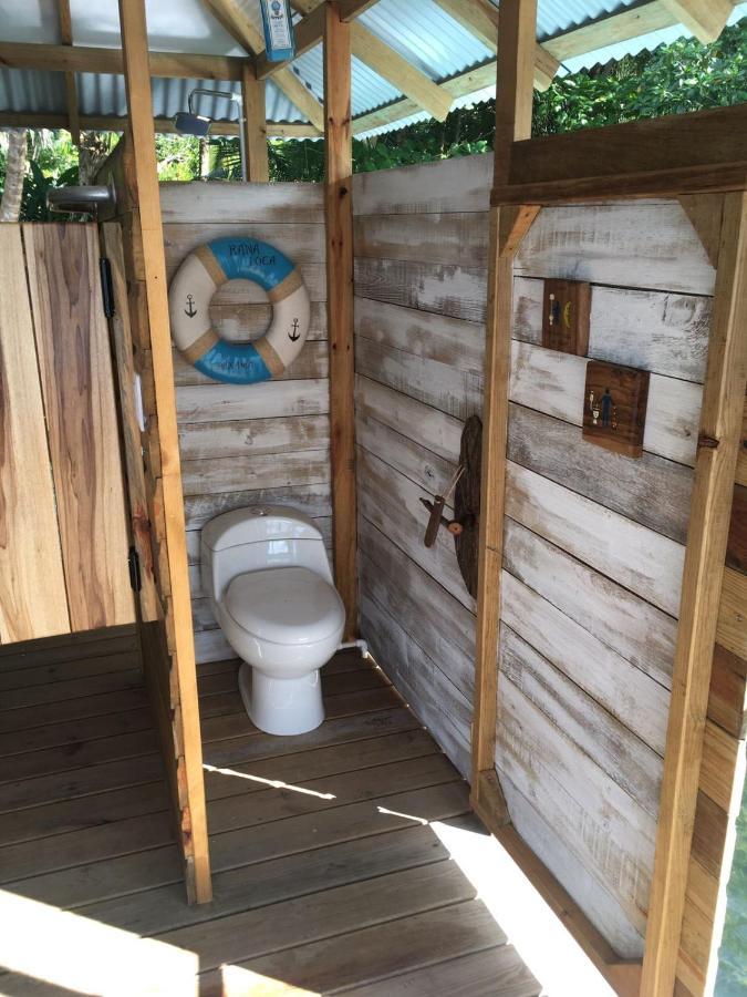 El Toucan Loco Floating Lodges Tierra Oscura Exterior photo
