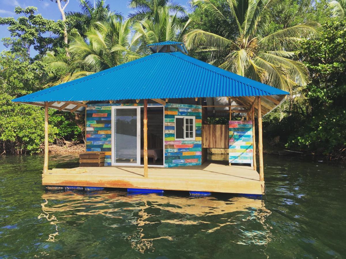 El Toucan Loco Floating Lodges Tierra Oscura Exterior photo